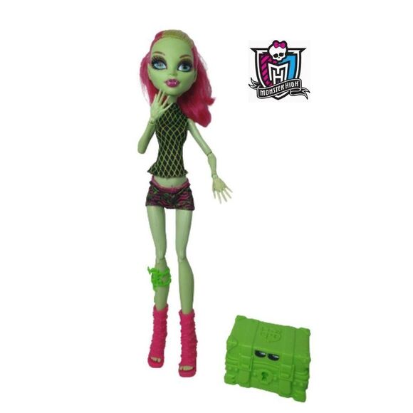 Monster High Fangtastic Fitness Venus McFlytrap Fashion Doll Bundle - Picture 1 of 5